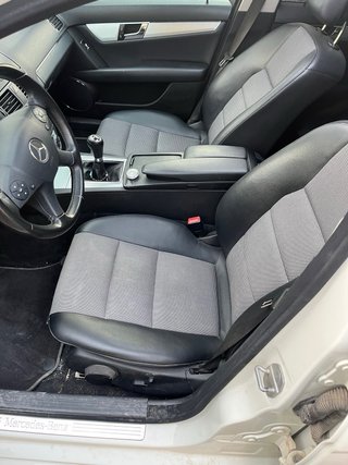 Mercedes-Benz Clase C 2010