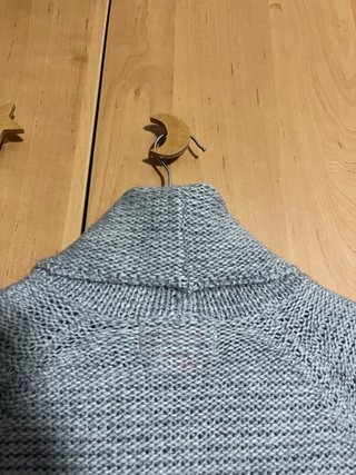 Jersey punto cuello alto gris