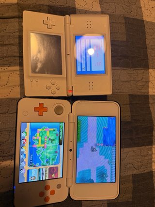 Nintendo 2DS XL + Juegos Pokémon