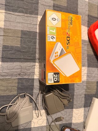 Nintendo 2DS XL + Juegos Pokémon