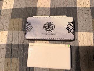 Nintendo 2DS XL + Juegos Pokémon