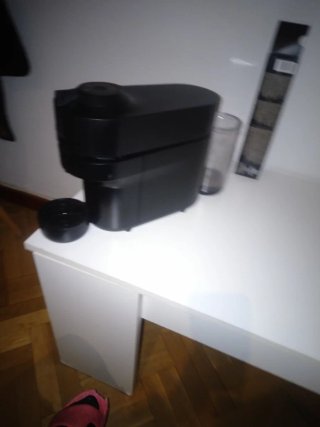Cafetera Nespresso Negra
