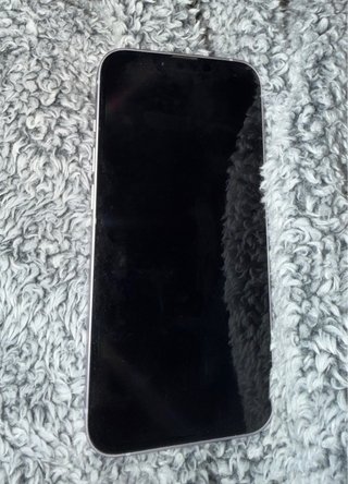 iPhone 14 128GB Lila