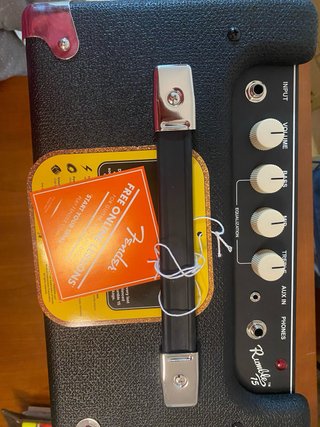 BAJO SQUIER PRECISION BASS + AMPLI (NEGOCIABLE)