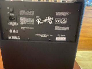 BAJO SQUIER PRECISION BASS + AMPLI (NEGOCIABLE)