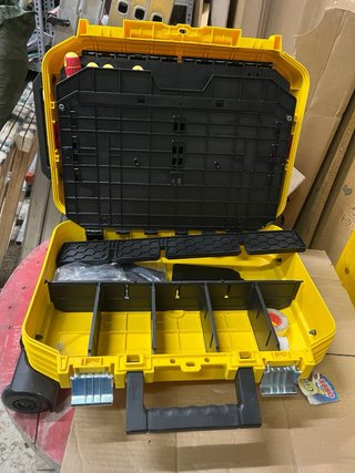 Maleta Trolley Stanley Fatmax Amarilla