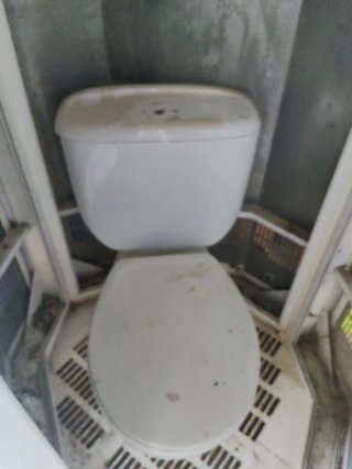 Se vende pará terreno wc, prefabricados, portátil,