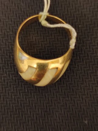 Anillo Oro 18kts. y M. A. R. F. I. L.