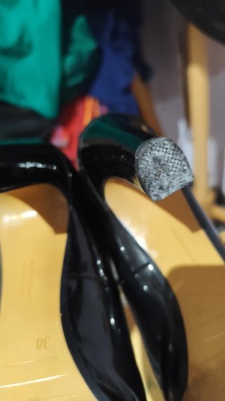 Zapatos de tacón Maria Mares negros
