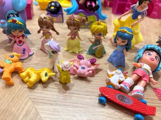 Lote Pinypon Muñecas y Accesorios + regalo