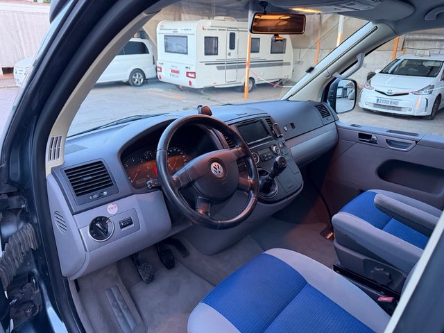 Volkswagen T5 2.5TD 174cv California polyroof 2009