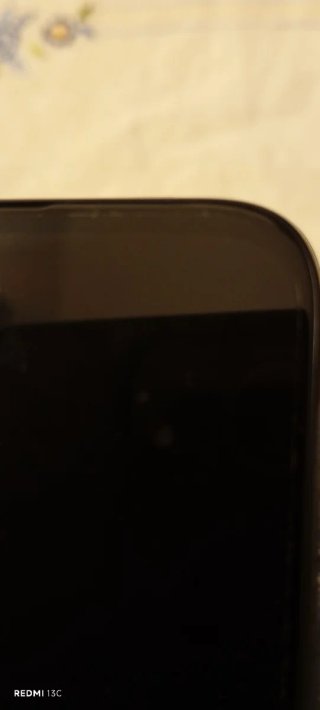Teléfono Móvil Negro. Motorola g35. 5G. 128 GB.