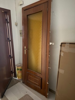 Puertas de madera interiores