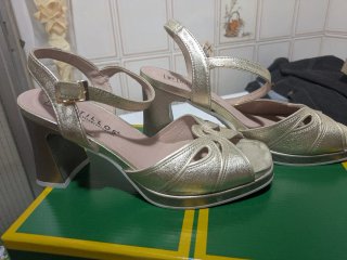 Zapatos de fiesta dorados Pitillos