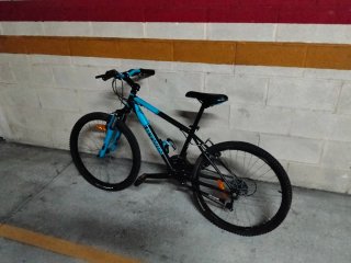 Bicicleta Niño Btwin Azul y Negra