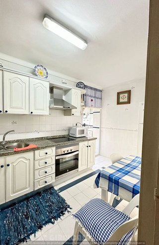 Piso en venta en La Carihuela en Torremolinos