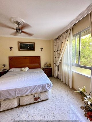 Piso en venta en La Carihuela en Torremolinos