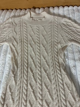 Vestido jersey punto trenzado beige
