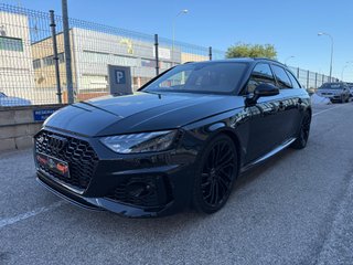 Audi A4 RS4 Avant TFSI 331kW quattro tiptronic