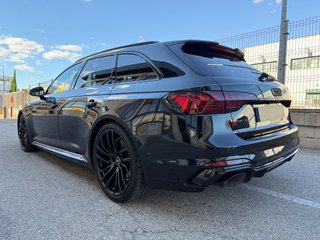 Audi A4 RS4 Avant TFSI 331kW quattro tiptronic