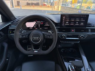 Audi A4 RS4 Avant TFSI 331kW quattro tiptronic