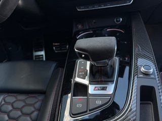 Audi A4 RS4 Avant TFSI 331kW quattro tiptronic