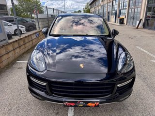 PORSCHE Cayenne Turbo