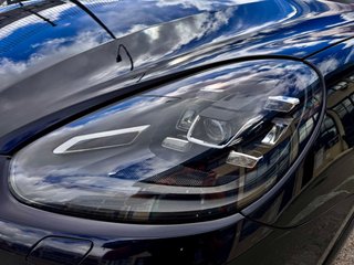 PORSCHE Cayenne Turbo