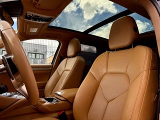 PORSCHE Cayenne Turbo