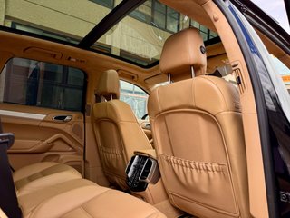 PORSCHE Cayenne Turbo