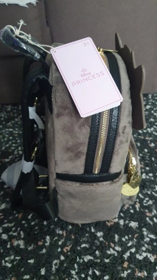 Mochila Loungefly Pocahontas Meeko