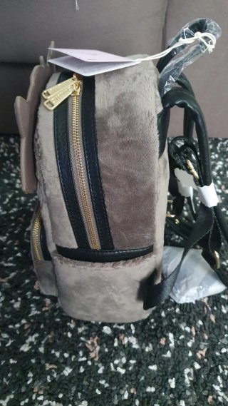 Mochila Loungefly Pocahontas Meeko