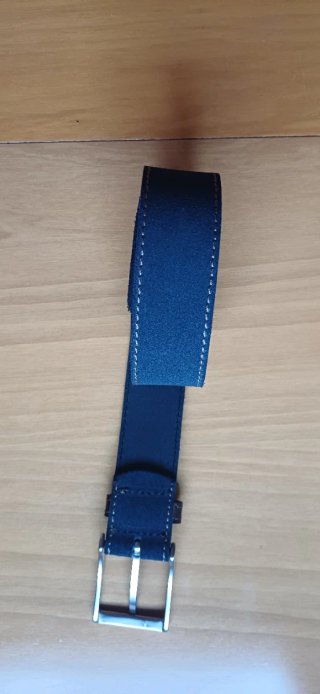 Cinturón azul de vestir para hombre