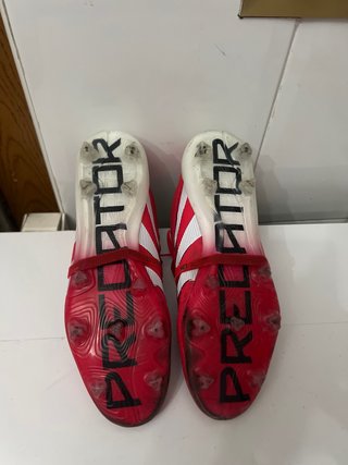 Botas de fútbol Adidas Predator Rojas Gama Alta