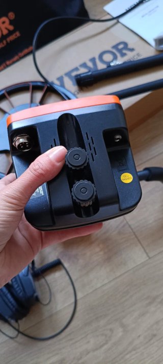 Detector de metales Vevor con bolsa y auriculares