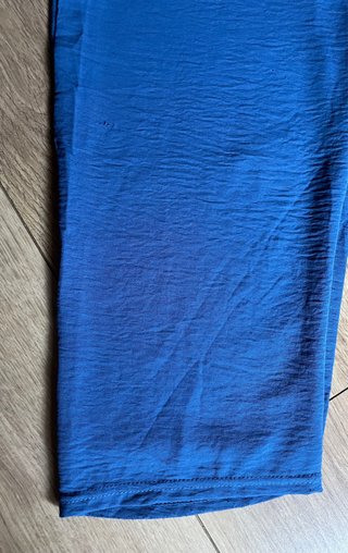 Pantalón fluido tejido azul