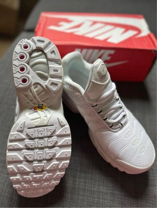 Nike TN Blancas