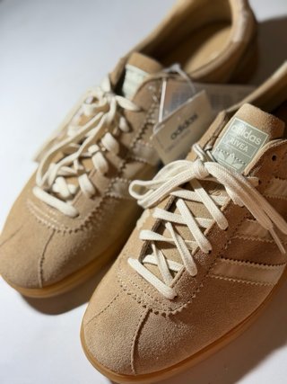 Zapatillas Adidas Rivea Beige/Blanco