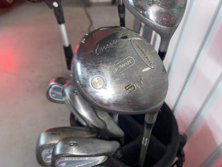 Kit de golf: Bolsa Inesis + material