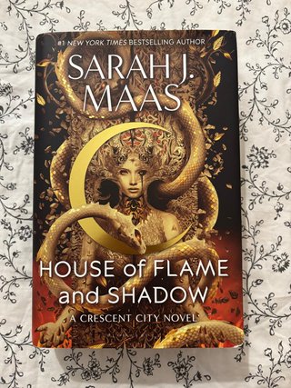 House of flame and shadow (Sarah J. Maas)