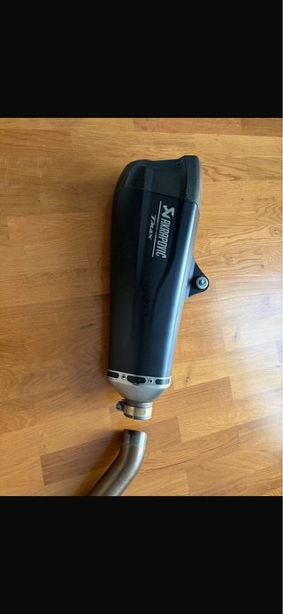 Escape Akrapovic TMAX