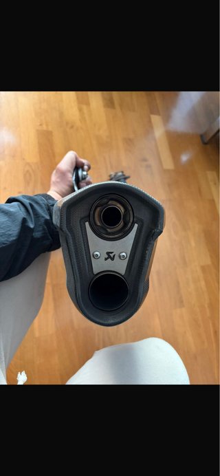 Escape Akrapovic TMAX