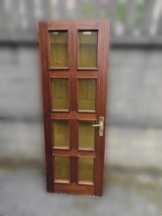 Puertas de madera maciza con cristales