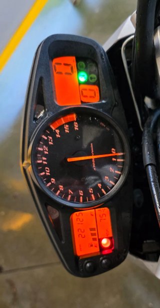 Suzuki GSR600 98cv Naked