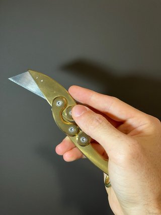 Oceanus Brass Cuchilla