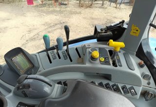 New Holland T6090