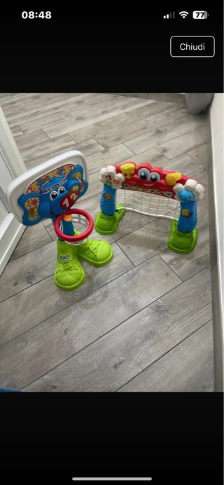 Porta  e pallacanestro per bambini