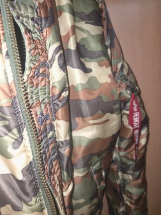 Chaqueta Alpha Industries reversible Talla M
