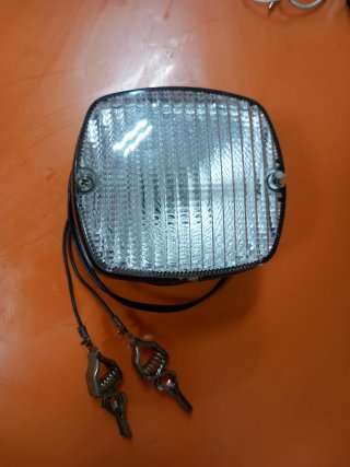 Foco LED con pinzas para batería