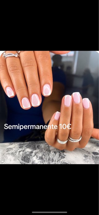 Uñas acrílicas cualquier diseño 25€